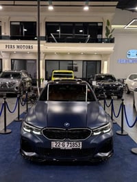 بي إم 330i • ٢٠٢١ • ٥٩٠٠٠ ميل