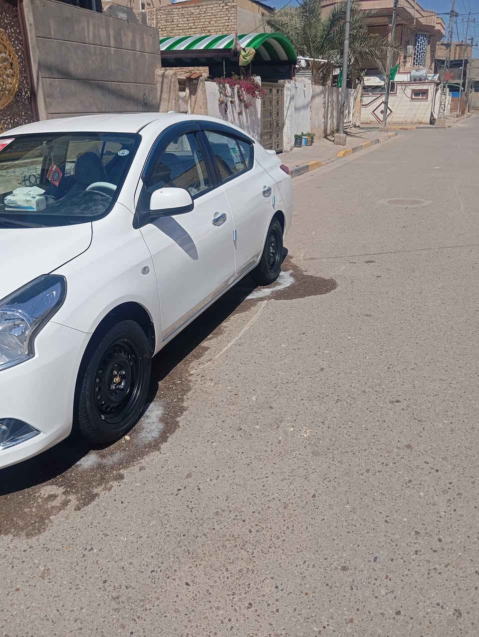 نيسان سني هندي البليه الزركه ماشيه 14الف   موديل 2024 شاشه جبيره 
رقم تلفون ***********
