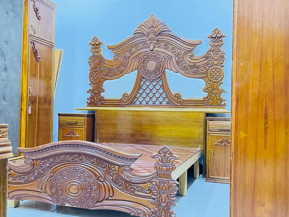 سلام عليكم يوجد غرف غرف نوم للبيع العنوان الرمانه مقابيل مركز الصحي الاستفسار ***********
