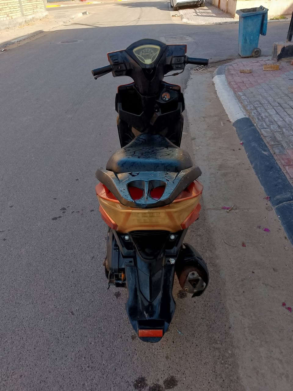 السلام عليكم دراجة للبيع gy6 موديل 2021 دراجة مفتوحة كهربائيات كلهة شغالة نكرة سلف دراجة خير من الله مكاني كربلاء طويريج السعر خاص للتواصل *********** موجود اتصال و الواتساب
