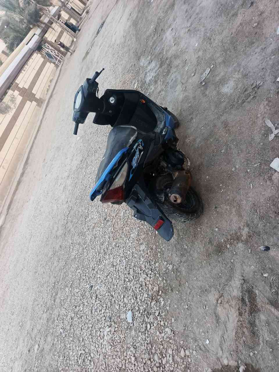 دراجه للبيع مكفوله كله بلاديه سلف هندر كله شغاله اي نقص مابيه مال جناي مكان بابل ***********
