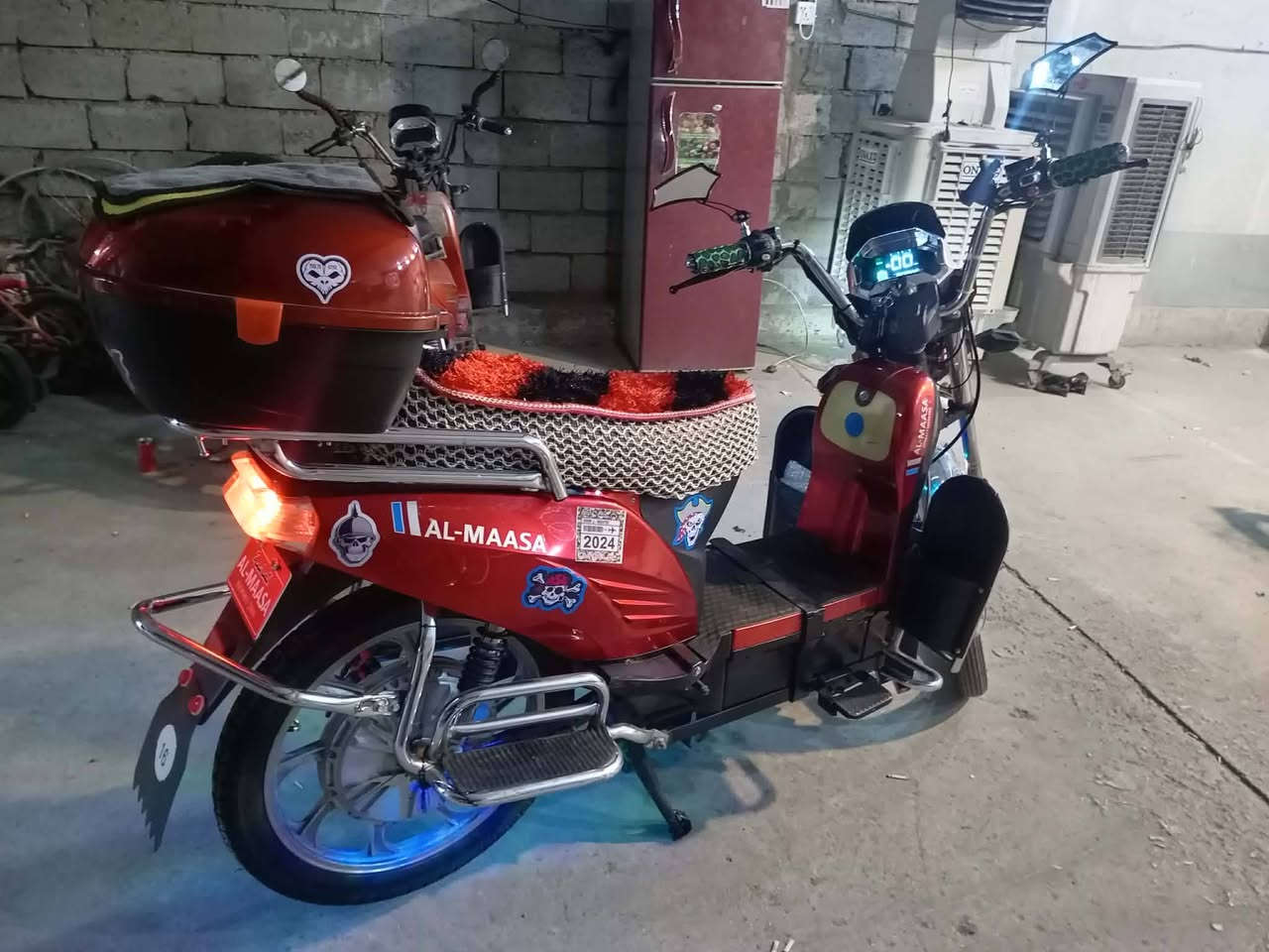 هارلي موديل 23السعر 600
جديد بطاريات اتفق وياك نص عمر 
***********
***********
