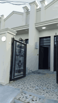 مشتمل طابق واحد بناء حديث مساحة 100م طابو زراعي سند ٢٥ مكاتبه ووكاله ماء وكهرباء وتبليط وخط مولد  استقبال وصاله ومطبخ مشترك وصحيات داخليه وخارجية وغرفة نوم وبيتونه ام العضام شارع السده خلف الصناعه الثالثه السعر 50مليون وبي مجال للشراي للاستفسار خاص او ***********
