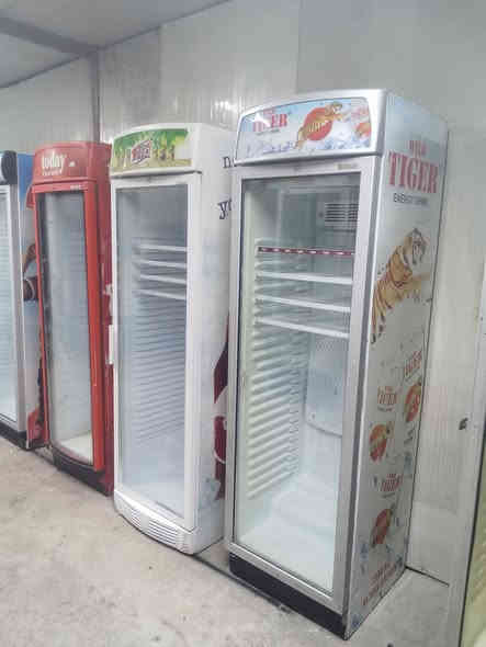 عوارض للبيع مكاني بغداد العبيدي شغلات تبريد فول ضمان شهر متواجد واتساب ***********
