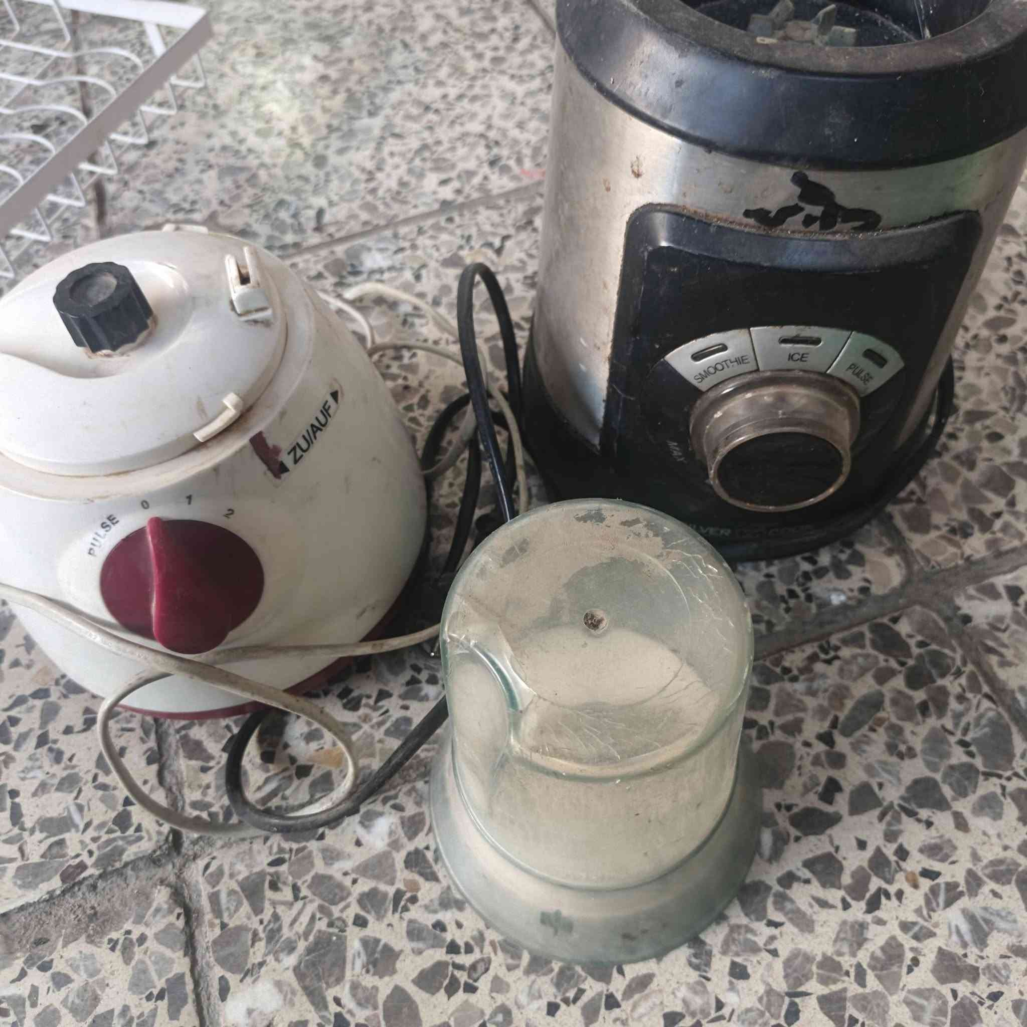 وضع السماء بهالساعة ...
((ومن يتق الله يجعل له مخرجا ويرزقه من حيث لا يحتسب ومن يتوكل على الله فهو حسبه))
طخم ب٣٠٠
طخم ب٥٠
قفص ب١٠
خلطات بدون صراحيه ب٥
بنكه وساحبات وطاوات وفراش طباخ عين وحده ب٥
غساله فراش وطخم ب٢٥ 
حمام غربي ب٣٥ جديد


**إذا كنت صاحب هذا الإعلان وتريد حذفه لأي سبب، رجاءا أرسل رسالة إلى الدعم الفني**