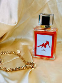 عطر فرموني • ثبات عالي • نفحات قهوة