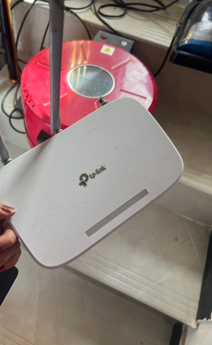 مكنسه كهربائيه +ماسحه كهربائيه تشتغل كنس ومسح سعرها ٥٠استعمال قليل راوتر ب١٠شغال تنور كهربائي شوي جميع المعجانات وخبز استعمال قليل سعره ٦٠مكان الناصريه


**إذا كنت صاحب هذا الإعلان وتريد حذفه لأي سبب، رجاءا أرسل رسالة إلى الدعم الفني**