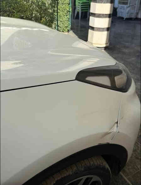 السلام عليكم 
سبورتج موديل 20 ماشية 51 الف كم السيارة بيهة كم طخة مو بالشارع كلهن بباب گراج البيت لان چانت السيارة بيد بنية غشيمة … جاهزة اي نقص مابيهة سيارة حلوة ومال بيت يعني مال جني الطختين ذني صلحناهن الباب الخلفي اليمنة انصبغ والجاملغ تكحيل بس تخم تاير داخل حمصي خمسة ويل كب والسبير المقدس مشام الهوة رقم انكليزي وبسمي سنوية لل 29 واي استفسار اني حاضر عنوان بغداد البلديات ***********
