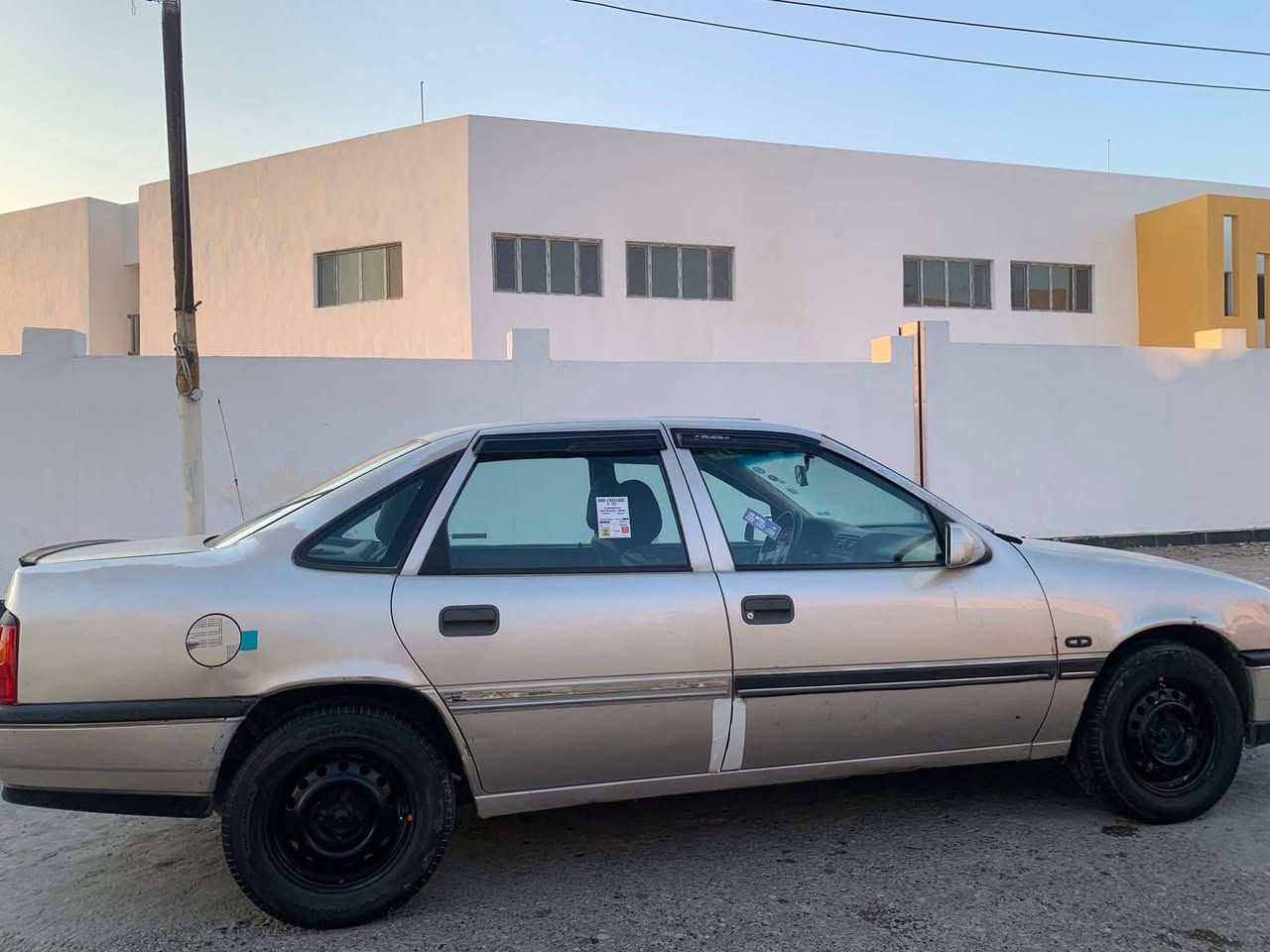 السلام عليكم 
اوبل فيكترا للبيع موديل 90 كير اوتماتيك محرك شرط كير شرط  رقم سليمانية صدر جديد محرك شرط و شرط التحويل شراي اتصل ما اجاوب ع تعليقات ***********
