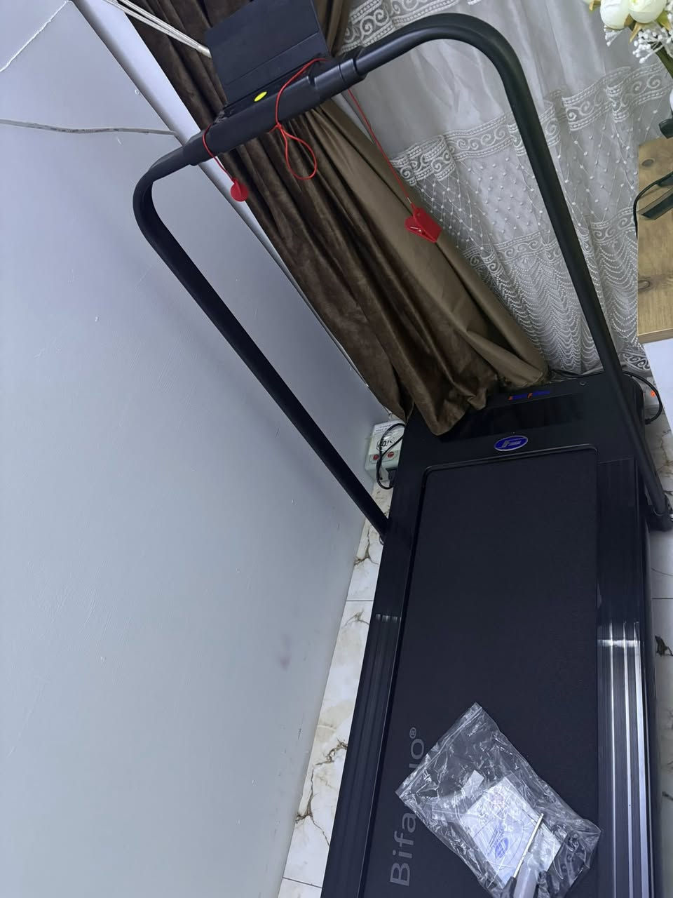 مرحبا
متوفر جهاز جري لبيع جديد شتريته وماستخدمته 

سعره١٧٥ ومياخذ مساحه ينسد 

مكاني بغدد 
‭٠٧٨٣ ٨٣٩ ٥٠٩٨‬
