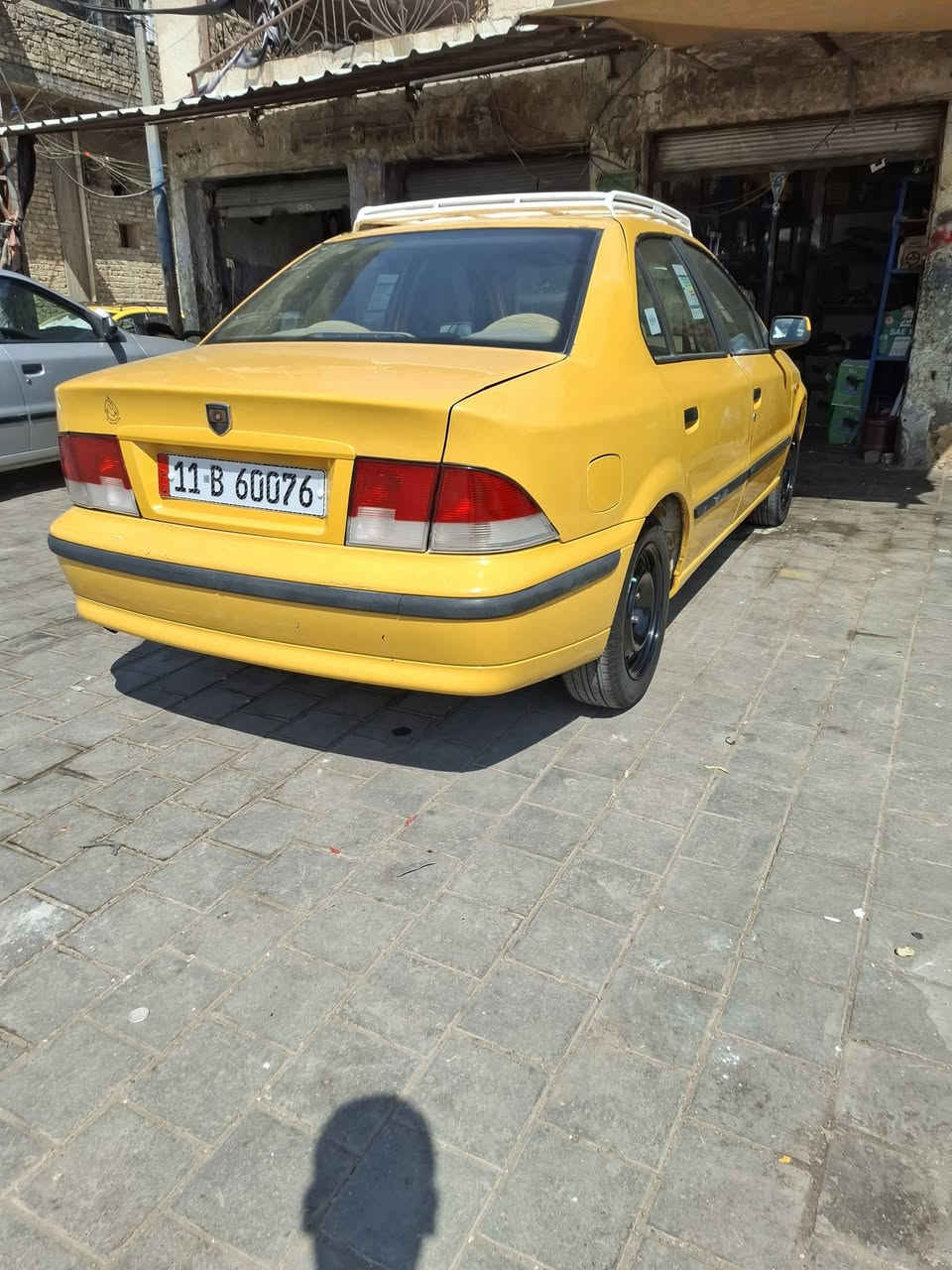 سمند موديل ١٢ مكفوله من الضربه بيهه صبغ بس الدواير الخلفيه او اطراف الدوس فقط كير مكينه صدر امامي خلفي طخم تاير تبريد جديد امصفره هيئه او غرامات تحويل ثاني يوم السعر ٣٨  بيهه قليل مجال مكاني بغداد مدينه الصدر
***********
