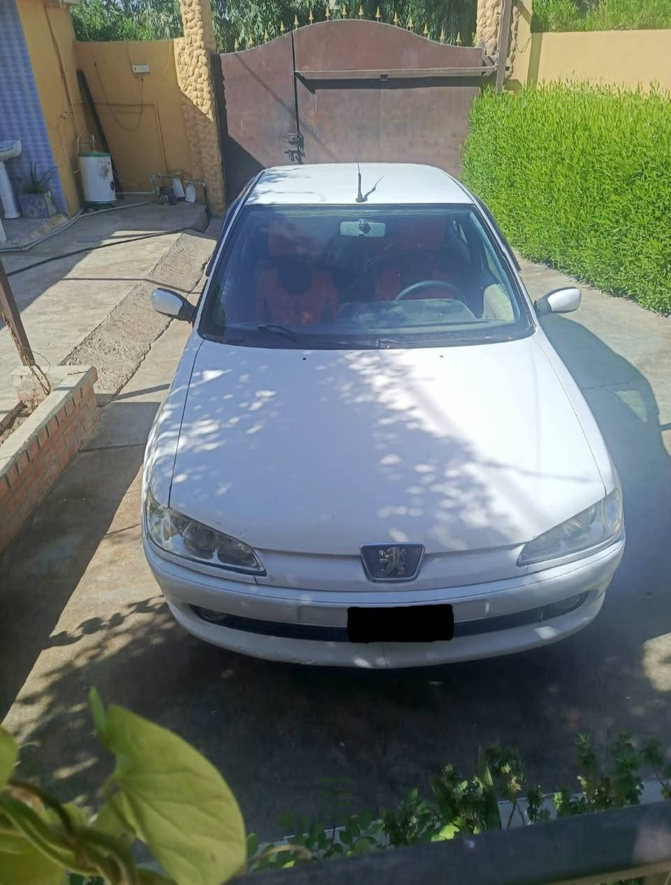 السلام عليكم بيجو 306 للبيع موديل 2001  حره لون ابيض رقم بغداد  صدامي 
سياره حره مو مطلوبه الشرعي مالها ساكن كركوك وكاله عامه بيها بأسم واحد شمري من تكريت واني عندي منه 
السنويه ساقطه 
محرك و كير شرط صدر معمر جديد مضبوط تخم تاير جديد باتري جديد سياره ترايها وين ما تريد 
يعني على وضعيتها ماتصرف عليها كلشي (يرهم مراوس حسب القناعه) السعر 29وبيها مجال قليل مكان صلاح الدين بيجي


**إذا كنت صاحب هذا الإعلان وتريد حذفه لأي سبب، رجاءا أرسل رسالة إلى الدعم الفني**