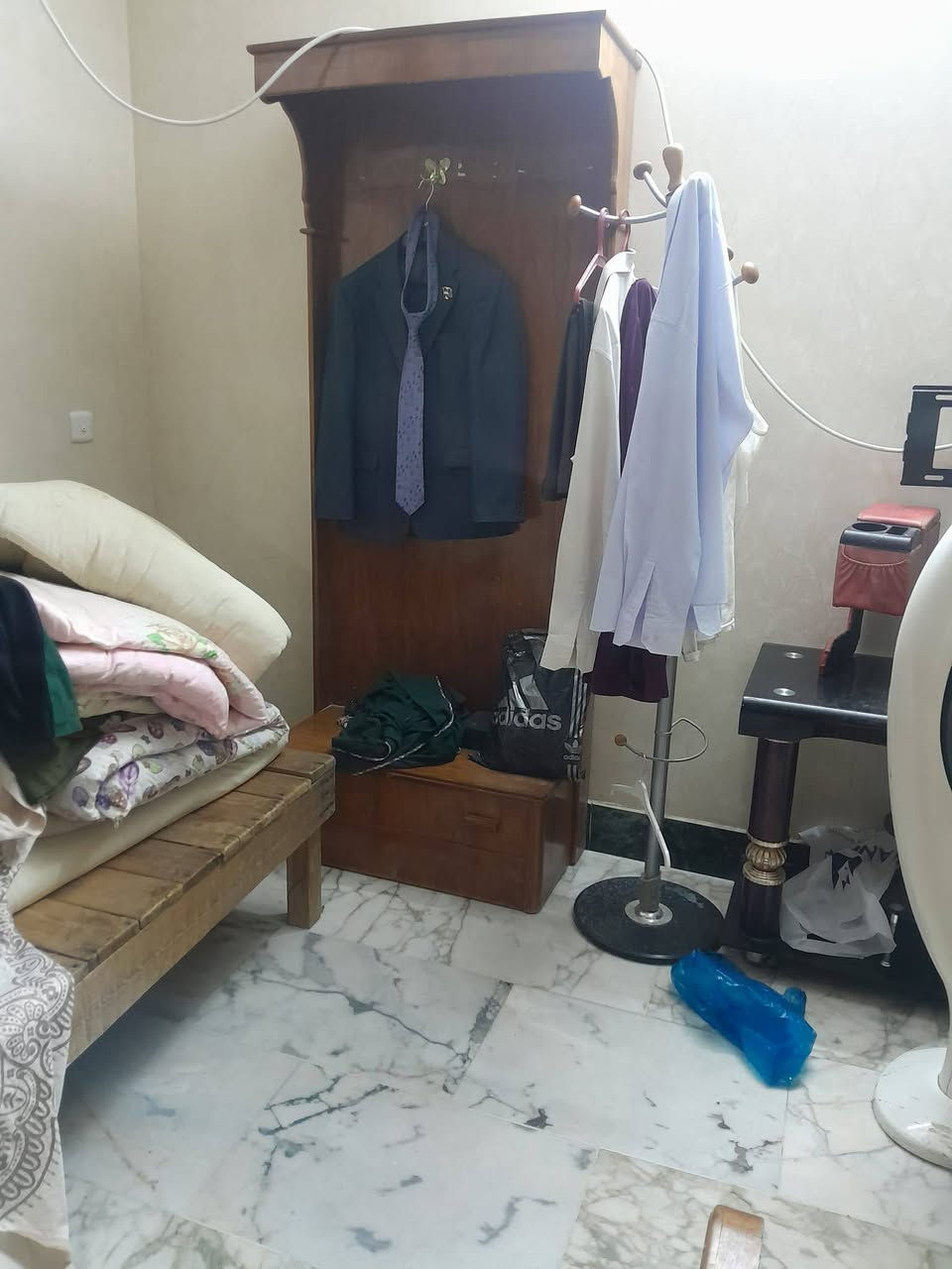 السلام عليكم غرفة اخشاب للبيع نظيفه ب375وبيها مجال سبب البيع النقل العنوان حله شارع 40


**إذا كنت صاحب هذا الإعلان وتريد حذفه لأي سبب، رجاءا أرسل رسالة إلى الدعم الفني**