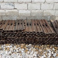 للبيع تخم قبقاب زت جدد مع تخم براغي جدد للاستفسار الاتصال 👇📞 077101219...