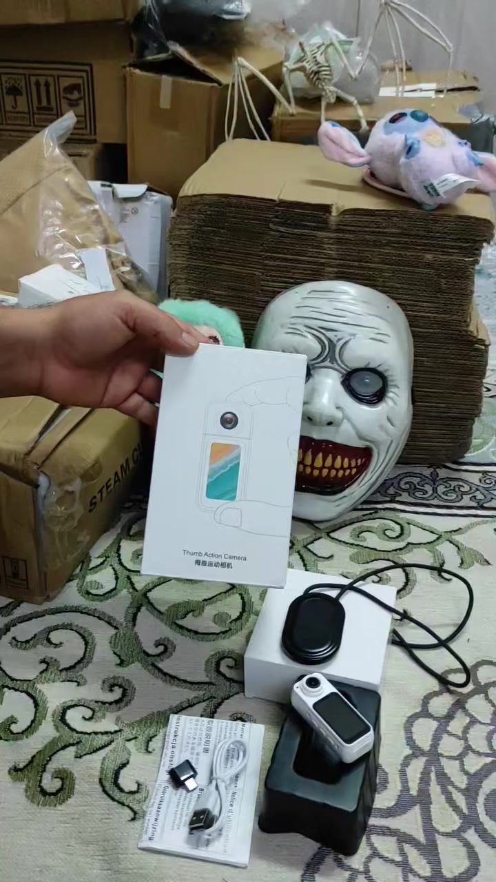 كامرة 2.7K . صغيرة الحجم 
قطعة تحفة 
واي فاي 
40 وبالعافية


**إذا كنت صاحب هذا الإعلان وتريد حذفه لأي سبب، رجاءا أرسل رسالة إلى الدعم الفني**