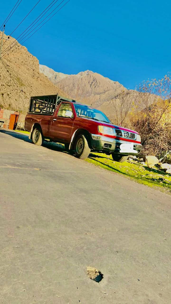 نیسان پیکاب  مۆدێل2000 تەبریدو پاوەرو بەخ چوار تایەی لۆک و بئ مەسرەف گێڕو مەکینەو ئەکسل بەشەرت ئارمی پلاستیک بەشەرتی ئەوەلیات و غرامە بئ دەعمو بئ وەرگەڕان لەسەر ساغی چوار پارچە پەمپ کراوە بۆ جوانی سعری 75 وەرەقەو مەجال.
ژم. ***********
موشتەری نیت تێل مەکە.
