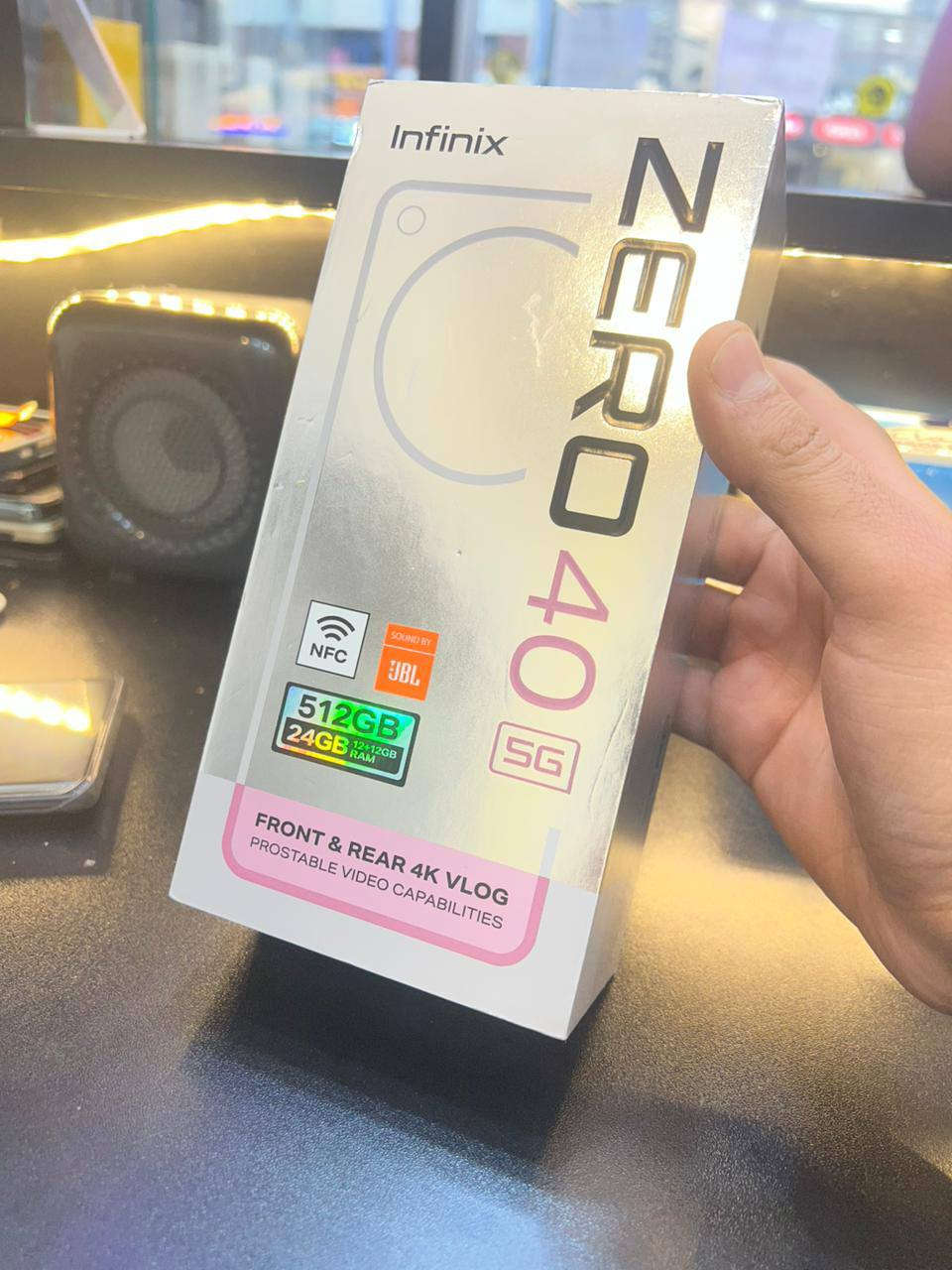 انفنكس زيرو 40 (5G) 
مستعمل اسبوع فقط 
كامل ملحقاته
ذاكره 512 العشوائيه 24
اخذته ب 530 الف

رايده 430 الف
عنواني بغداد
للأستفسار الأتصال على ***********
