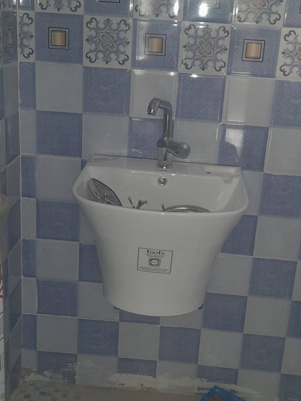 السلام عليكم ورحمة الله وبركاته
💥متوفر لدينا كادر متكامل لتئسيس الماء والمجاري وحفر  منهولات بئسعار مناسبه وشغل درجه اولالى للتصال على الرقم***********
