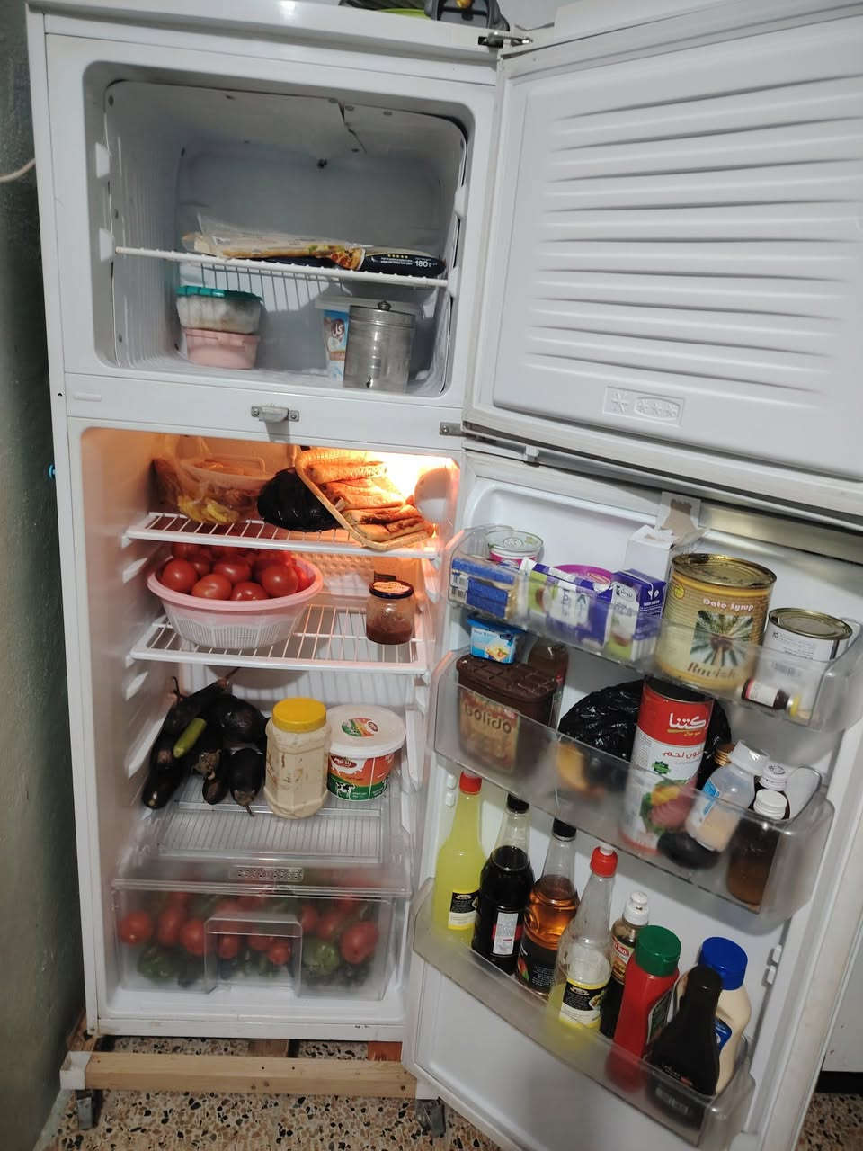 ثلاجه نوع ارجليك للبيع فول نظافه شرط التبريد والتجميد وضع شركه فريزر خارجي حجم 16 
السعر خاص


**إذا كنت صاحب هذا الإعلان وتريد حذفه لأي سبب، رجاءا أرسل رسالة إلى الدعم الفني**