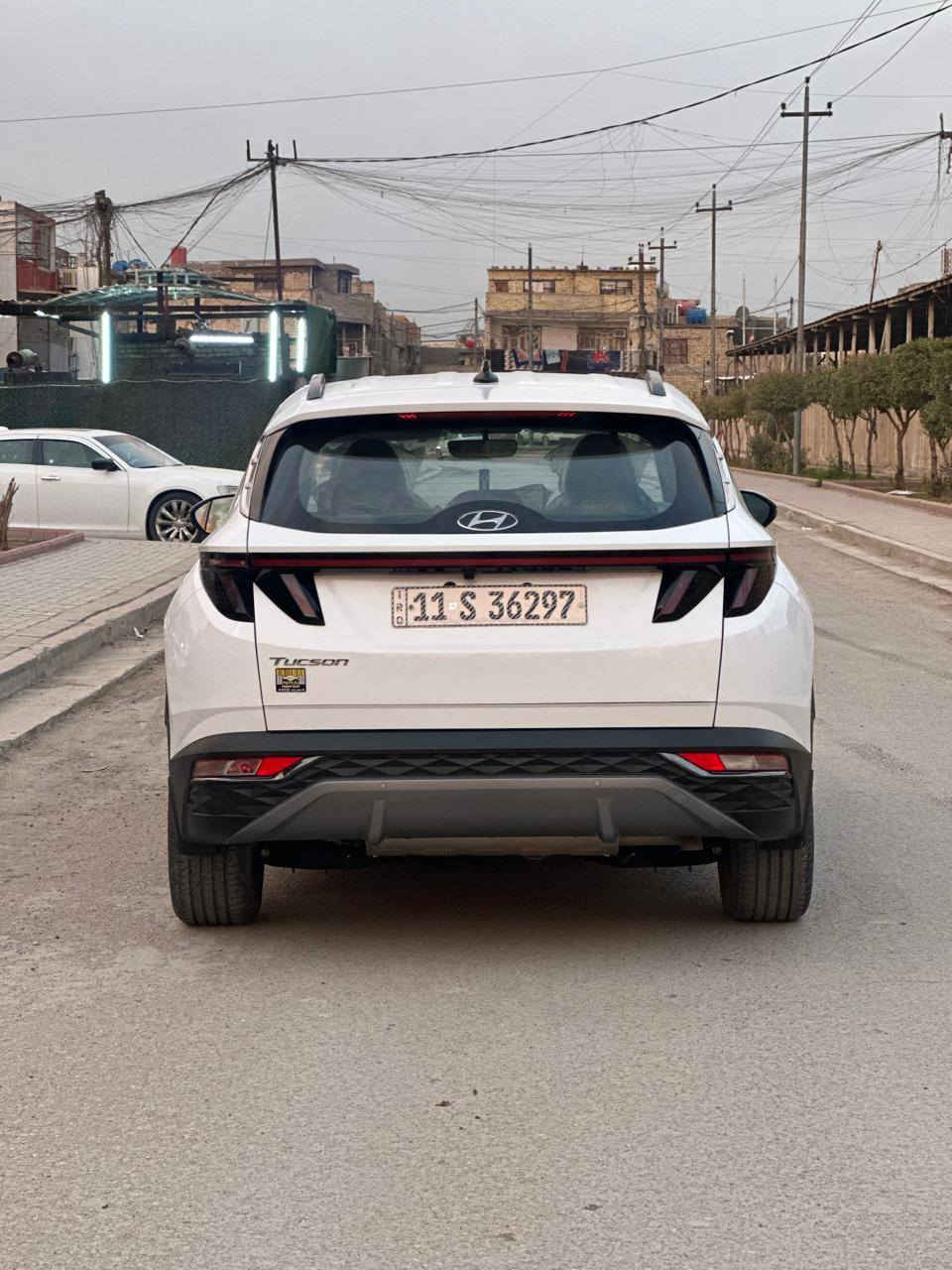 السلام عليكم
توسان موديل 2024 وارد خليجي سياره فول ما عدا الفتحه سياره ماشيه ٦٧ الف سياره مفتوح بيها راجز بيها مكانين او ثلاث بارد بسيط سياره بدون صبغ
المواصفات
١ شاشه 
٢ بصمة
٣ كامره دواره
٤ تبريد خلفي وامامي
٥ حساس أمامي وخلفي
٦ عدسات متحركه
٧ مرايات شفط
٨ اشاره بلمري
٩ ترحيب
١٠ هند بريك دكمه
١١ اوتوهول توقف ذاتي 
١٢ رادار
١٣ ثلاث انضمه قياده ايكو سبورت نورمن
١٤ شحن واير ليس 
١٥ رادار 
وبعد بيها هواي موصفات السعر 208 ورقه للأتصال على الهاتف *********** بغداد, العراق
