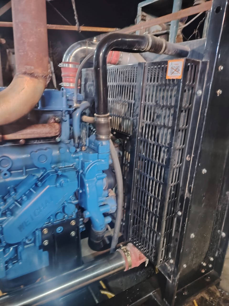 ياالله سلام عليكم ورحمة الله وبركاته عيوني مولد شتاير للبيع 24 ولف راس توليد 400kv المولده شغاله وستندر بعدهه جديده التفاصيل الاتصال ع رقم ***********
