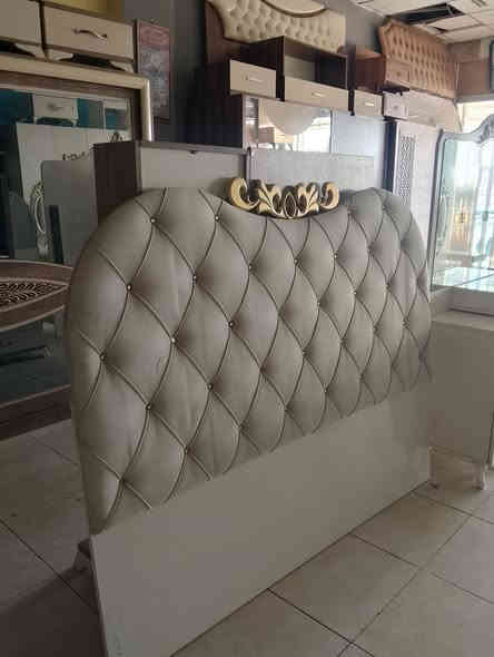 غرفه نوم ملكي صبغ حراري ماركه اطلس بسعر مناسب شد ونقل مجانا داخل اربيل *********** 
***********
