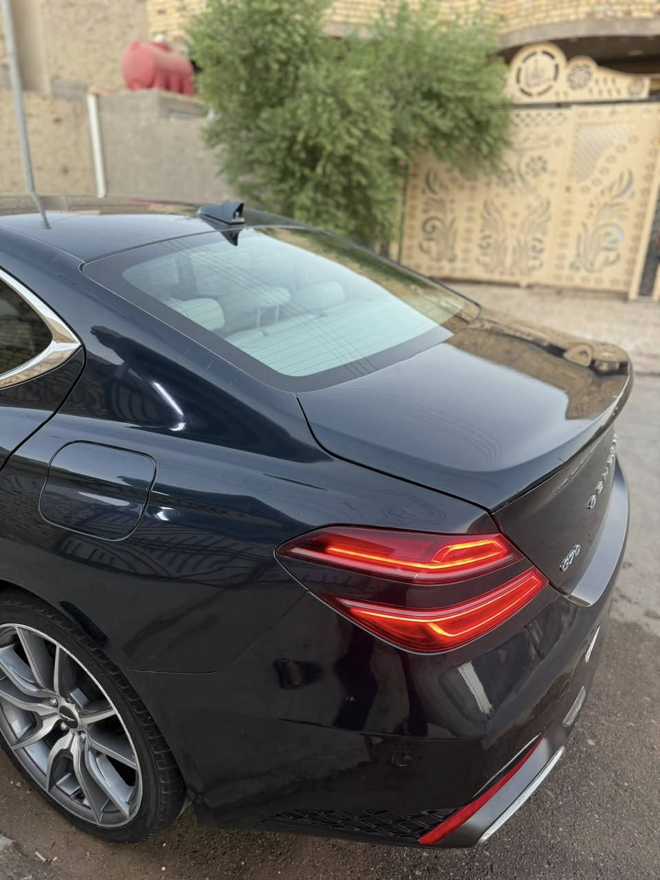 السلام عليكم

بسم الله الرحمن الرحيم 

للبيع جنسز g70 2022  S

ألسياره فول مواصفات عده الفتحه 

داخل بيجي 

ستة سلندر تون توربو 3300 اعلى فئة

الممشى 44 الف ميل 

وارد امريكي 

تدفئه كشنات

جنطه كهرباء

وبعد بيهه مواصفات

حادثهه طخة باب ايسر  ومصبوغ و قبق جنطة طخة ومصبوغ فقط 

ثنينهم مصلحات ومصبوغات 

 £بدون ارباك ارباك سليم £

شاصي لغود كفاله

السعر 210 

مكان السياره ميسان
مرقم بغداد وباسمي

للتواصل اتصال ***********
