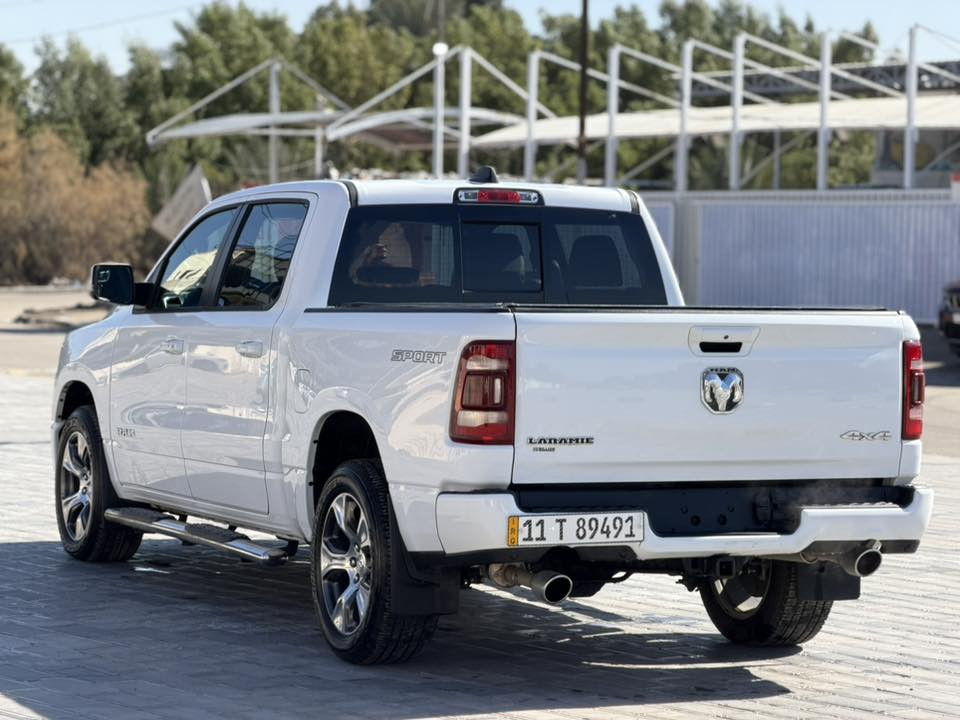 ياالله
السلام عليكم دوج رام 2023 لارامي  وارد امريكي 

Dodge Ram White Laramie 2023 5.7 V8

حجم المكينه : 5.700 V8 

المسافة المقطوعه : 11 الف ميل

الضرر : تقرير غرق  

الايرباك : سليم مطاك ولا ايرباك   

#مواصفات

1.شاشه كبيره

2.بصمه

3.تشغيل عن بعد

4.كامرا

5.ويل كب

6.كشنات جلد

7.هيترات بالكشنات

8.رادارات 360

9.كشنات كهرباء

10.لايتات لد + زنون

11.كشافات 

12.اشاير بالمري

13.فور ويل 4x4

14.اتو ستوب

15. حساسات خلفي امامي

 

فول مواصفات مرقم بغداد

 

#السعر : الطلب في التعليقات سيأتي إليك مباشرة 

تفاصيل اكثر هذا رقمي *********** تحياتي

مكاني بغداد حي الجامعه
