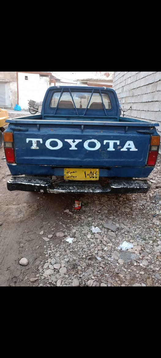 تویتا پیکاب 1982تەک بەشەرتی اوەلیاتو حاسیبە  مەکی نە تووای گیرو مەکینەو حانسی بەشەرت    ژم*********** كيفري, ديالى
