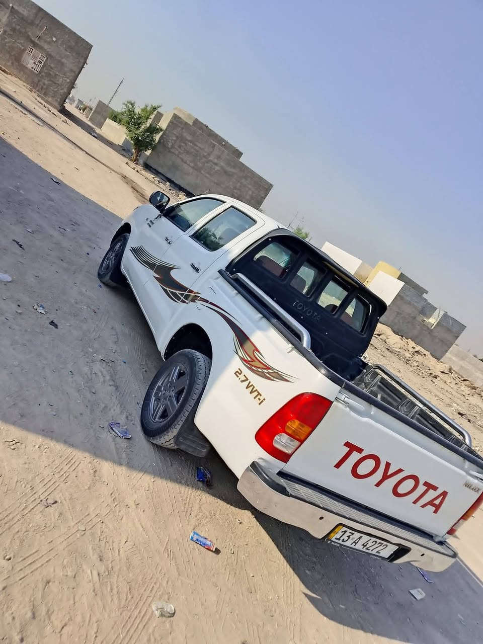 سلام عليكم بيكم 2011 مكينه جديده تبريد جاهز شاصي12  مكفول السياره ما ناقصه شي سياره جديده  السعر145 الرقم ***********
