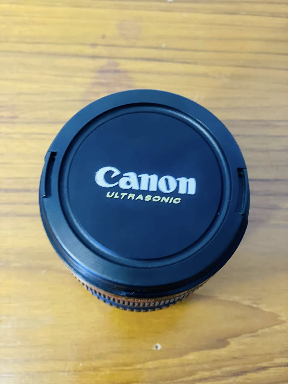 عدسه كانون 24/105 فتحه 1:4
السعر ٤٥٠ 
***********
