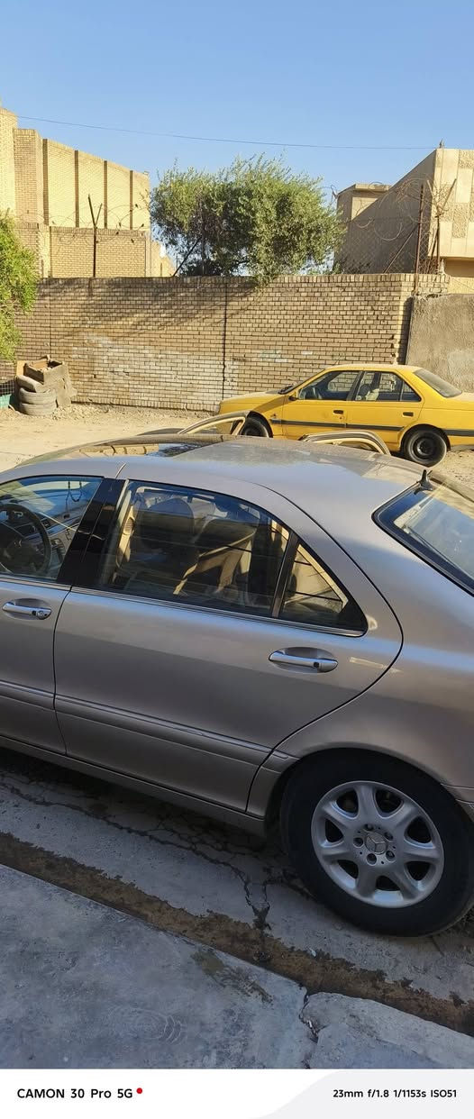 السلام عليكم مارسيدس بينز غواص موديل 2003 فول مواصفات فتحه بصمه تدفئة تبريد  تحكم ستيرن مري شفط جوبلس محرك نوزل مو عنكبوت بردات خلفيه وصفاح رقم انبار مشروع وطني مصفره غرامات هزه  25 بأسمي السياره تحويل مباشر السياره انظف من الصور وكله بلادي بدون قطره صبغ الكشنات خلفيه واماميه كهرباء سلايد روب السياره ماناقصه شي شغل واطلع 120 وبيه مجال بسيط للشراي للتواصل الاتصال على الرقم ***********
