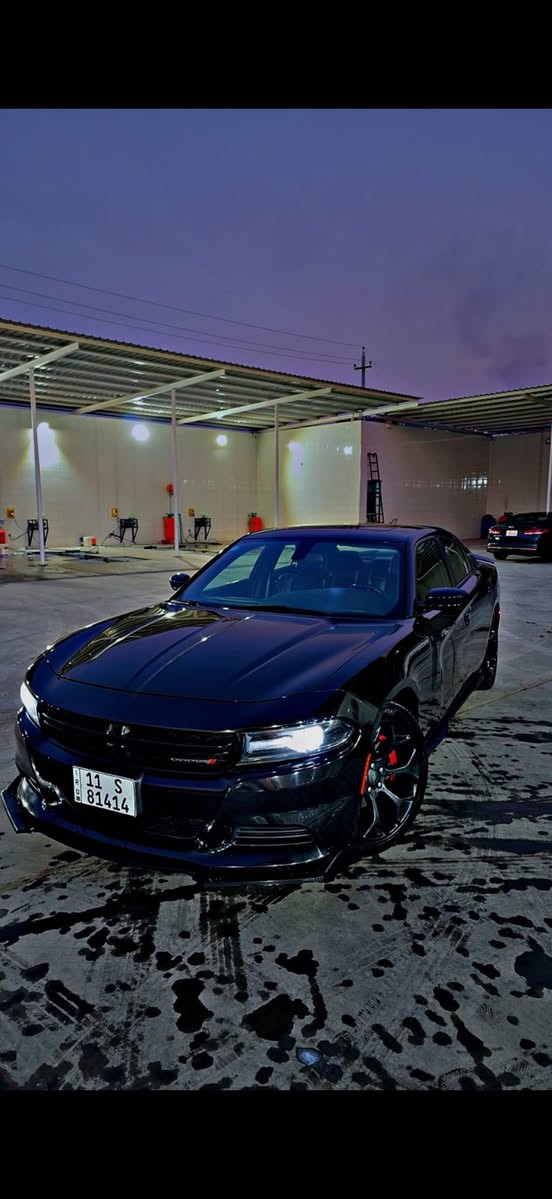 السلام عليكم
جارجر Sxt Plus فول مواصفات ١/ ١ موديل2021
مكفوله من الحادث كلين
المواصفات 
١- فتحة
٢- رادارات
٣- كراسي جلد بلادي و كهرباء
٤- خزن ميموري
٥- شاشة carblay
٦- تبريد قطعتين 
٧- ويل كب ٢٠ اصلي مو التجاري
٩- تشغيل عن بعد
١٠- الكشنات الامامية تبريد و تدفئة و الخلفي فقط تدفئة
١١- الستيرن تبريد و تدفئة
و بعد بيها هواية مواصفات لان فئتها اعلى شي 
جديد و جاهزة مناقصها اي
📍 الموقع: بغداد – العامريه
السعر ٢٣٩ ورقه وبيه مجال 
***********
