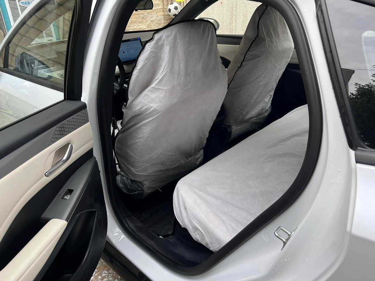 سلام عليكم
بي واي دي 2025 زيرو مكفوله كفاله عامه رقم بغداد ب اسمي 
بصمه 
كامره 
حساسه خلفي 
تحكم ستيرن 
قطعتين تبريد 
تمشيك 2100
سياره جديده سعر 19مليون بيه مجال مكانه بغداد الكرخ 

***********
