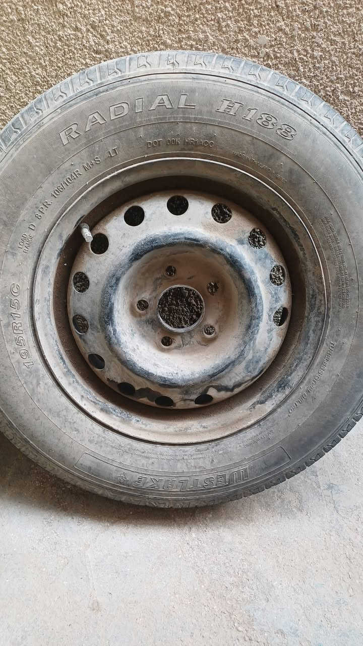 السلام عليكم.. سبير نضيف 30  +كبات ب15 للبيع.. كربلاء حي الوفاء***********
