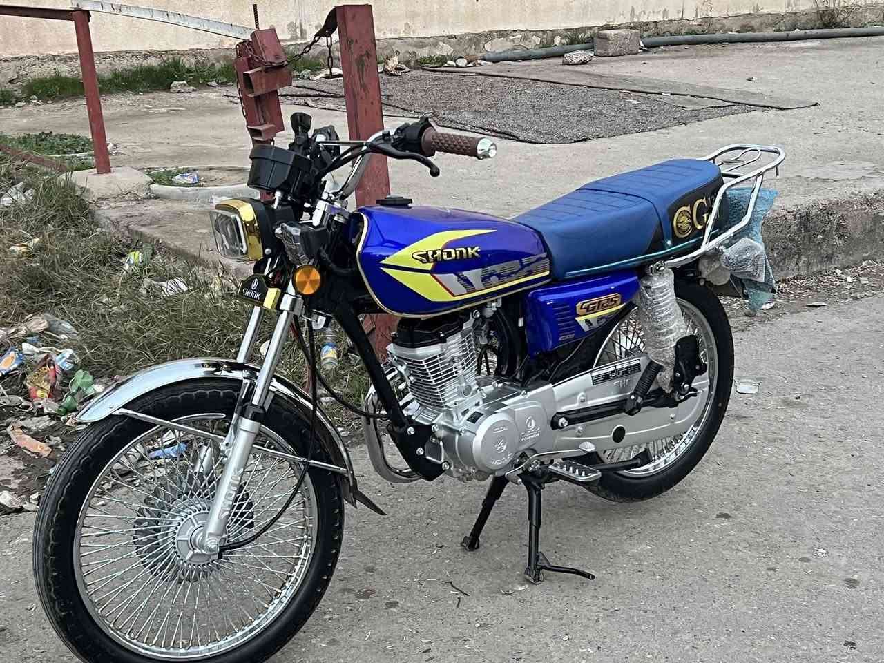 ماطور اللبيع سوليك مابي عه يب كل بيلادي كل شرط كل شغال عيب مابي
سعر٧٥٠
مكان كركوك شورجه 
***********
