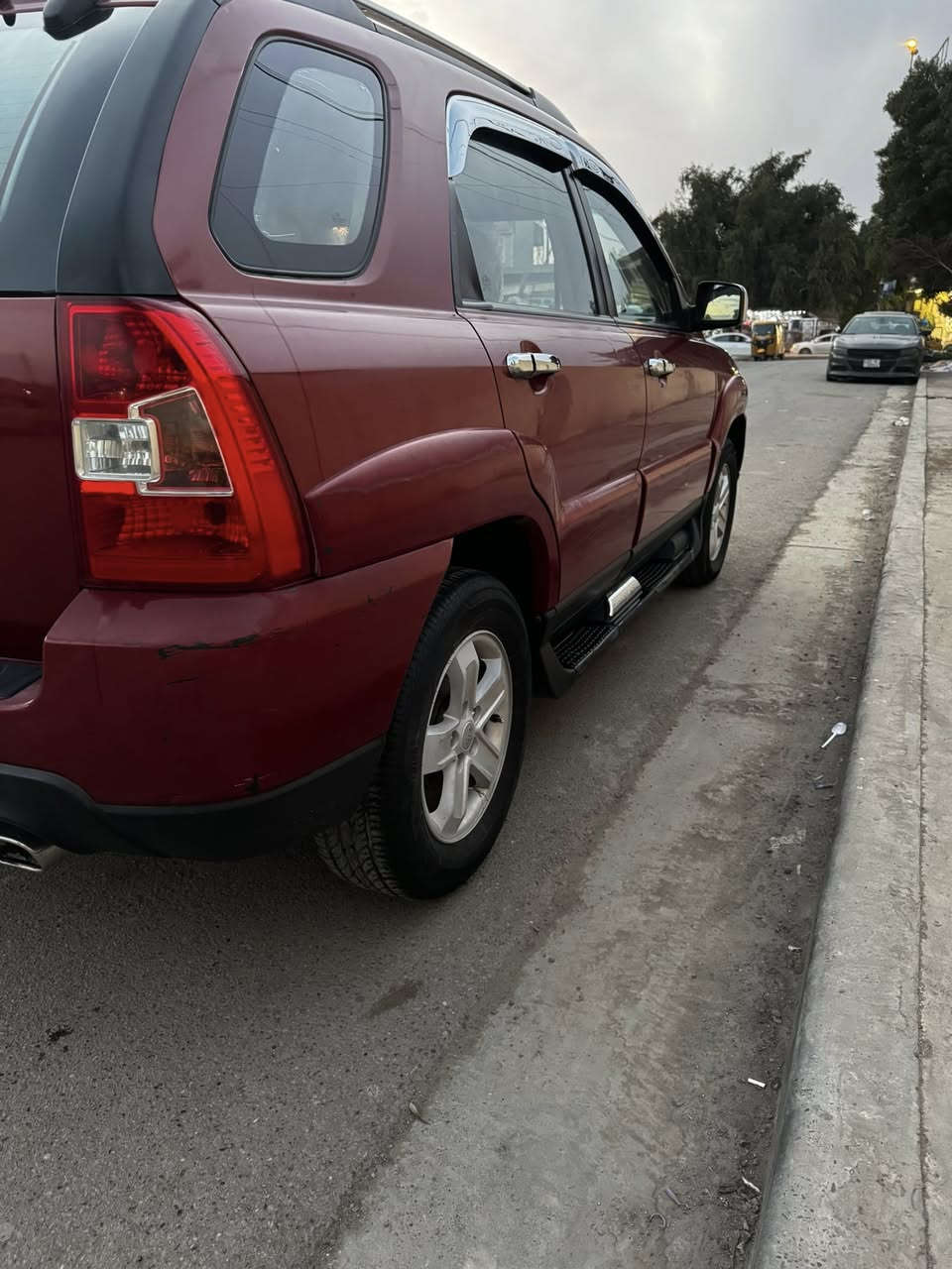 السلام عليكم سبورتج 2009 بغداد أنكليزي وهزه وسنويه كامله جديده بسمي خليجي مكينه 4 سلندر دوش بلاد كير بلاد دواخل بيجي بلاد صدر امامي خلفي  تخم تاير كهربائيات تبريد تدفئه سياره جاهزه سعره 115 قطعه وحده بدون دواخل قبق الصندوق بي صبغ أمانه سياره استخدام شخصي لتراي وين متريد اتوكل مكانه بغداد صوب الكرخ ***********
