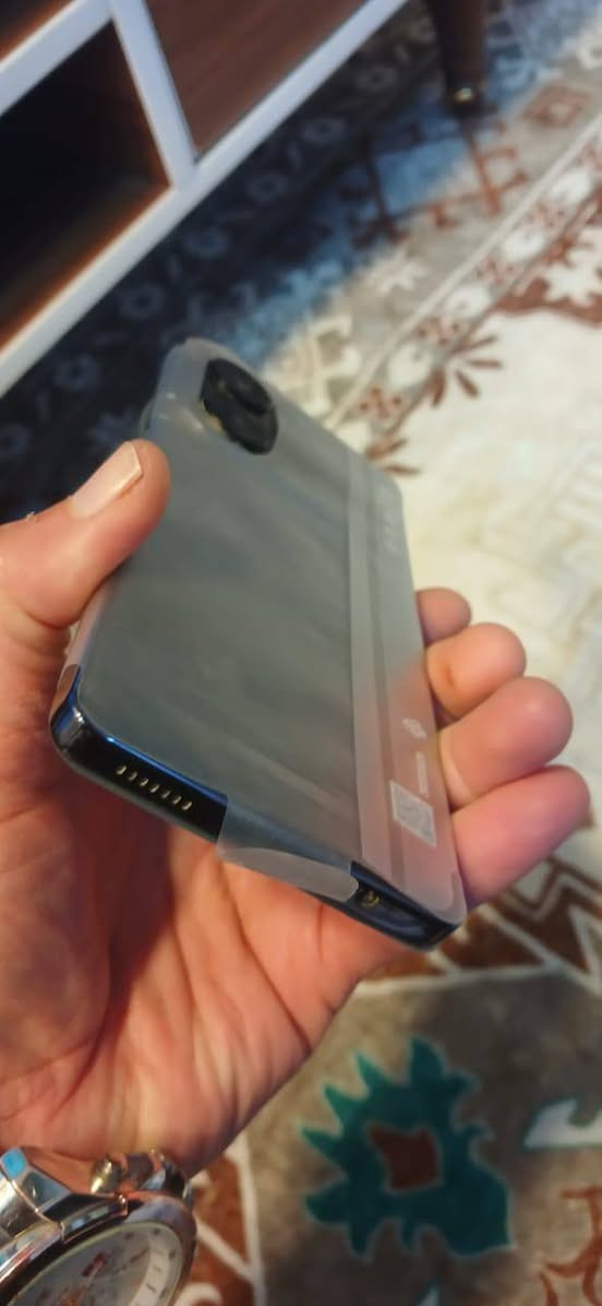 بوفو 6برو جهاز كلش كلش نظيف اذكره 256 مع كارتون بيع او مراوس كربلاء *********** يدعم تسجيل مكالمات ولدات اشعارات كربلاء, العراق
