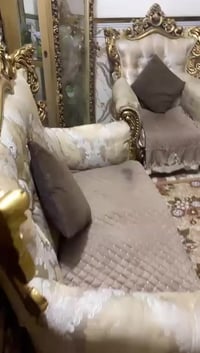 البيع تخم كامل سعر ٣٥٠ وبي مجال المكان بغداد الاستفساراه علئ رقم ٠٧٧٧٧...