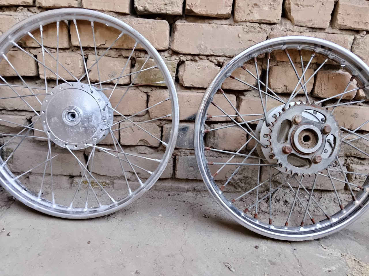 غراض البيع قيم وأخذ مكان واسط


**إذا كنت صاحب هذا الإعلان وتريد حذفه لأي سبب، رجاءا أرسل رسالة إلى الدعم الفني**