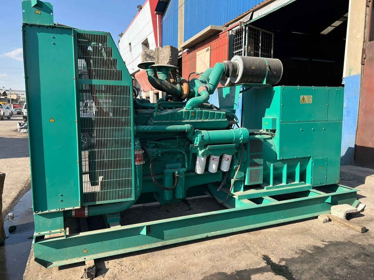 كمنز خمسة ونص 12 سلندر توليد 700KVA ساعات العمل وضع الشركــة شرط الشغل وشرط الفحـص العنوان اربيل للأستفسار الإتصال *********** يوجد توصيل لكافة المحافظات وبضمان 🚚
