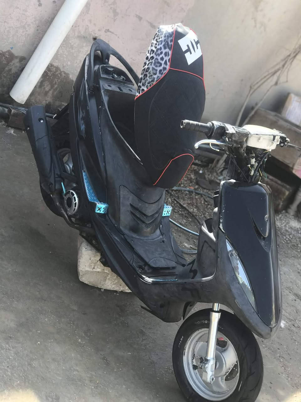 السلام عليكم دراجه ماكس عدله 49مكينته تخبل ناعمه كهربيات كله شغاله باتري جديد سلف شغال بس نقص دجلي  )(ملاحظه الموشراي لا ضل اسولف اخيك )مكاني بل حله شارع 80 السعر 350وبيه مجال رقم ***********بي وتساب
