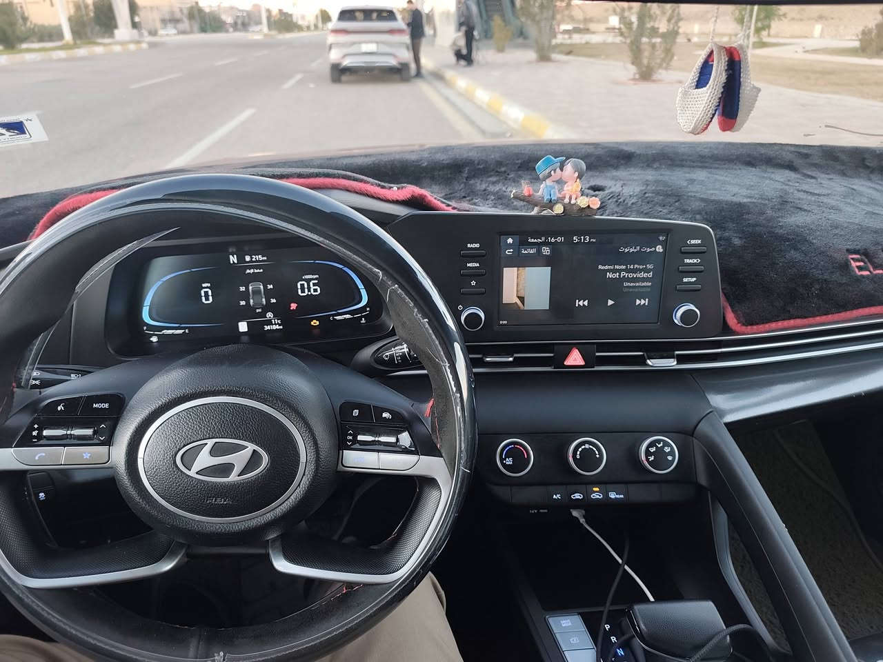 السلام عليكم
للبيع النترا 24 امريكي 
رقم أربيل باسمي تحويل 
السياره محرك 200دوش
السياره ضربه بسيطه بنيد والجاملغ
السياره جديد احله من الصور 
مكان السياره الفلوجة 
السعر 167
***********
***********
