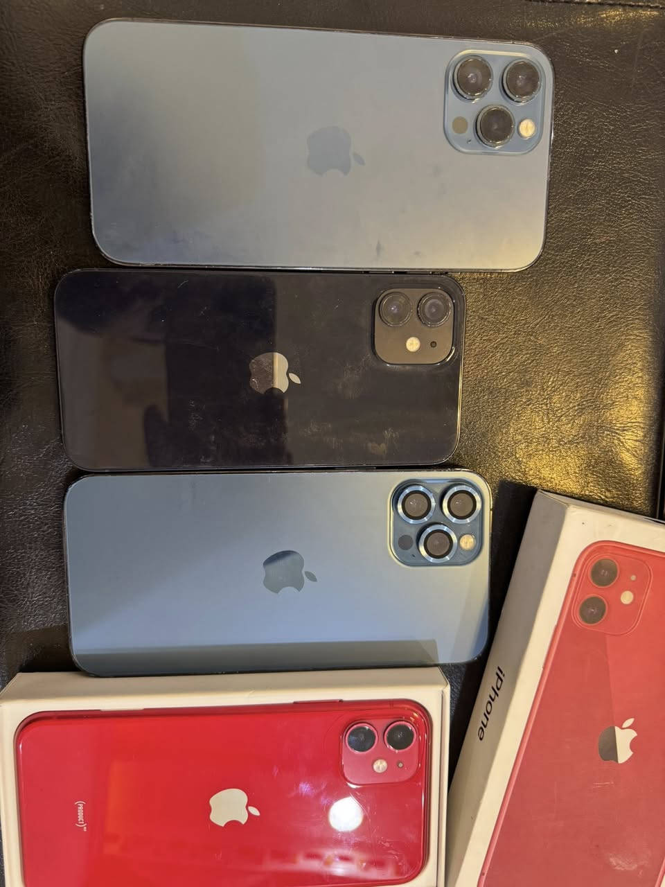 للبيع 12برو ماكس
4قطع الاسعار من 300ل450
وال 11عادي السعر 210
العنوان بابل


**إذا كنت صاحب هذا الإعلان وتريد حذفه لأي سبب، رجاءا أرسل رسالة إلى الدعم الفني**