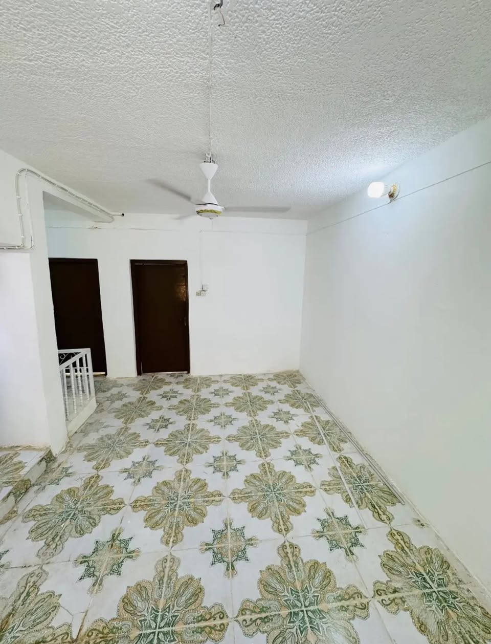 ‏بيت للإيجار 100 متر مربع طابقين يحتوي على ثلاث غرف نوم قرب فلافل سيد بلال
‏‏‏‏‏‏‎‏ ‏*********** ￼
