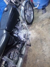 السعر 230 07700944890