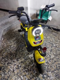 دراجة ١٤ • ٤ بطاريات • شاحن أصلي