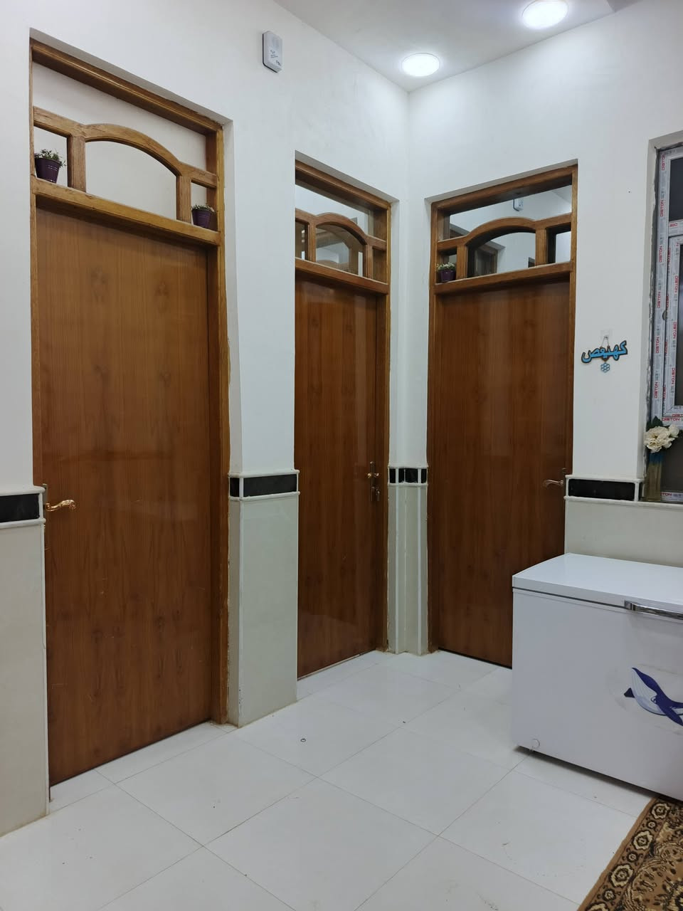 ياالله
سلام عليكم
البيت البيع طابو صرف 
مساحه ((125)) متر مربع
القطاع 30 مقابيل ساحه بناء حديث 
موقع مميز جدآ قرب مدرسة بيت مخيلف 
يحتوي على استقبال ومطبخ وغرفة نوم 
وصحيات داخليه وصاله كبيره وصحيات خارجيه
سعر المتر ((2400)) وبي مجال استفسار 
اتصل 🗣📲📞((***********)) 
((***********)) أخو كم أبو عراق....
