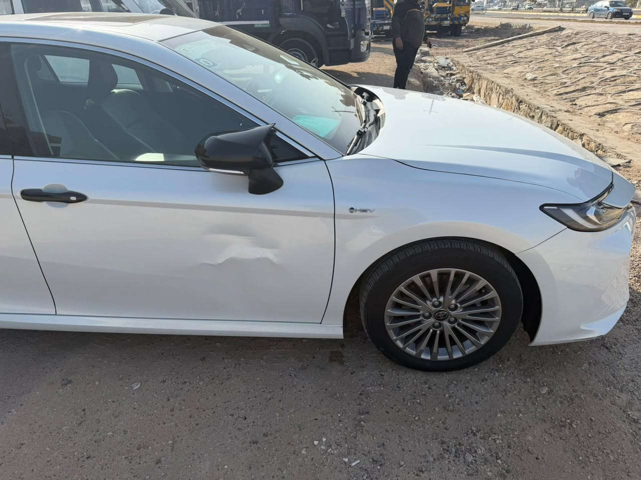 كامري ٢٠٢٤
تجميع صين ماشيه ٥١ الف
رقم بغداد جديد  مكفولة من صبغ والتبديل والبارد فقط الطخه الموضحه بصوره بعدها وموضحه ب سونار سيارة فول ١/١ فتحه وبصمه ورادار وكشن كهرباء ويل كب وكامرة 
المكان الرمادي السعر ٢٩.٩٠٠.٠٠٠ عراقي 
***********
