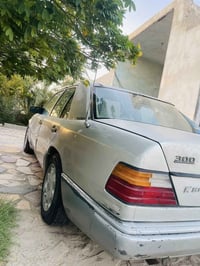 مرسيدس • تفاصيل بالمنشور